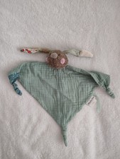 Doudou Lapin Marron Lange Vert