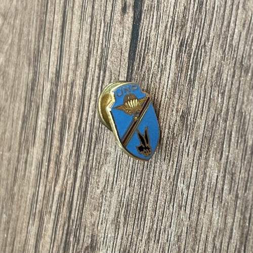 Insigne militaire n169 - insigne,