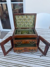 Boîte à bijoux anglaise