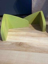 4 etageres ikea (2 bleues et 2 vertes pommes) 