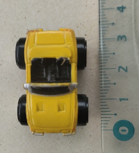 Voiture jaune cabriolet - voiture,