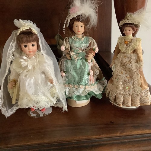 Lot petite poupée - , en