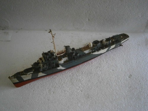 Ancienne maquette bateau - maquette,