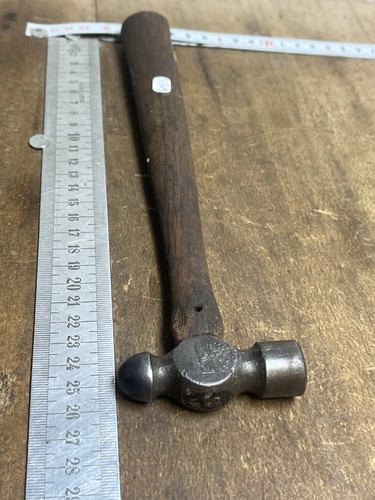 Marteau outil ancien - marteau,