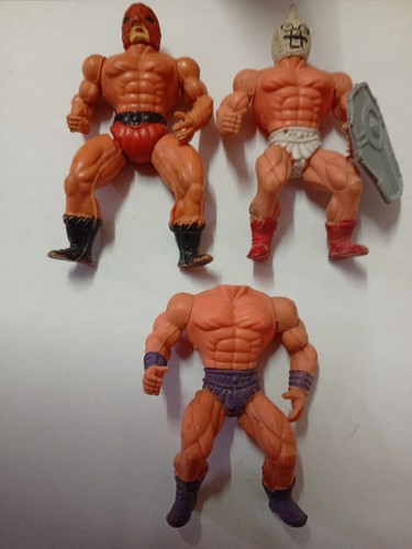 Lot petites figurines - petites,
