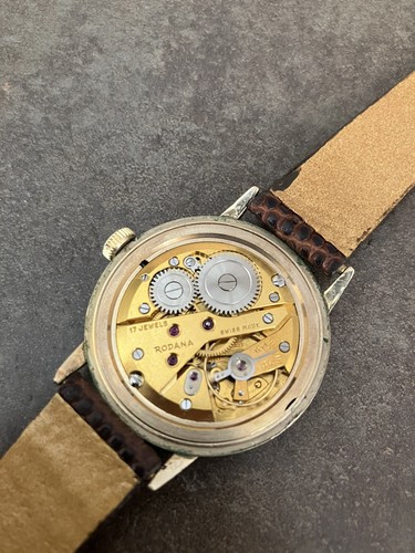 Magnifique montre mécanique