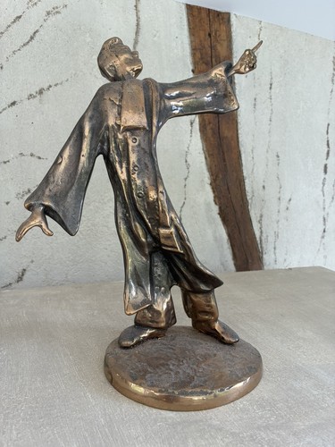 Sculpture bronze yves - en, d'yves
