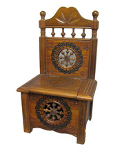 Meuble de poupée. Meuble