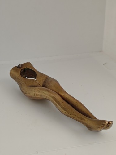 Casse noix ancien laiton - casse,