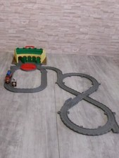 Gare de train / Station e