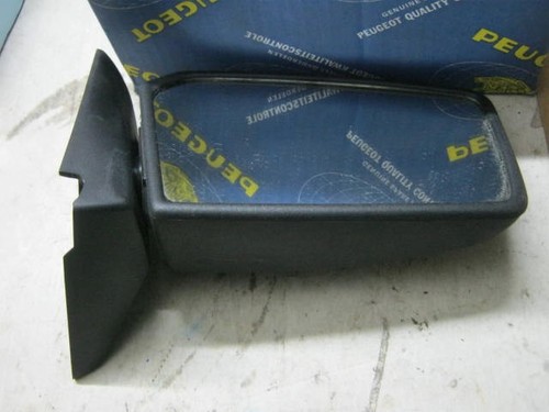 Mirroir droite peugeot 305 - ,