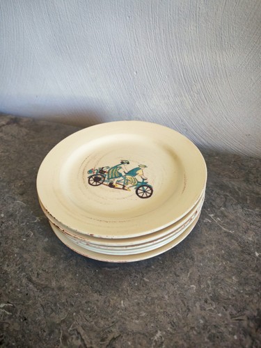 Petites assiettes porcelaine - 6,
