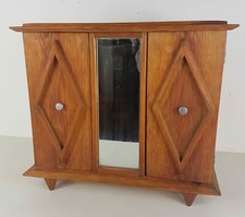 Armoire de poupée ancienne en