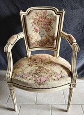 Fauteuil à la reine de style
