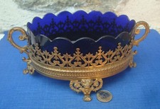 V64  Jardinière Bronze