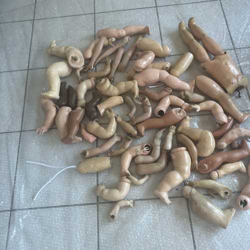 Gros ensemble dépareillé de - ,