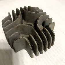 VINTAGE SUZUKI TS50 GAUCHO CYLINDER HEAD 11969-1974