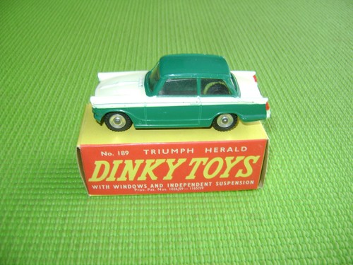 Dinky toys 189 triumph herald - dinky,