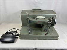 Machine à coudre OMNIA