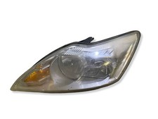 Ford Focus 2006 Phare frontale