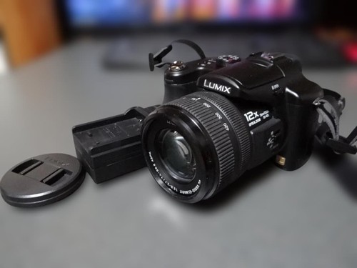 Zoom optique 12x - , panasonic