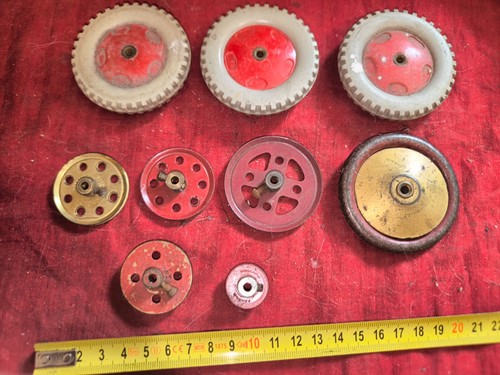 Meccano roues dont 3 - 9,
