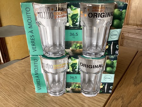 Lot verres cocktail - lot, a