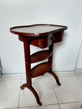 Petite console ancienne avec