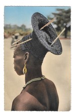 CONGO BELGE - Femme Mangbetu -