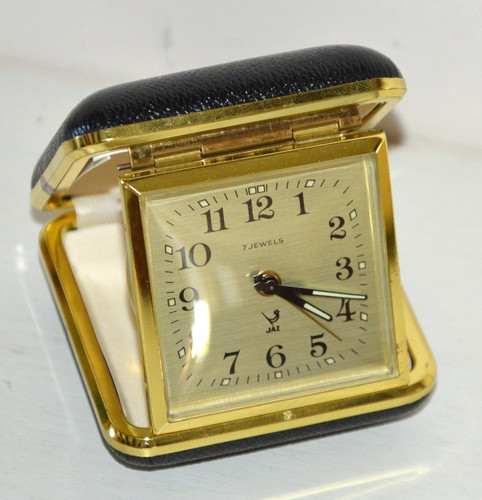 Ancien petit réveil