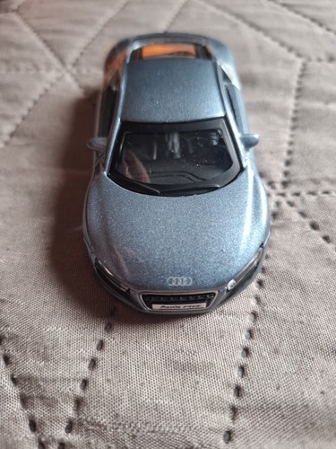 Bburago audi 2006 43 - bburago,