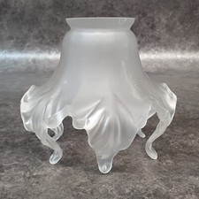 Ancienne tulipe en pate de verre pour lampe ou lustre ref AP194