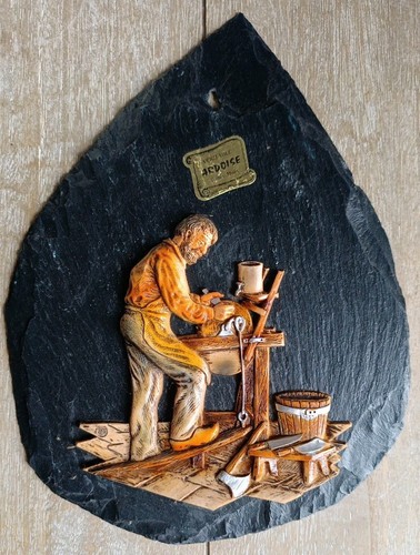Ardoise taillée main - À, la