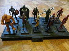 Lot de 10 figurines en plomb