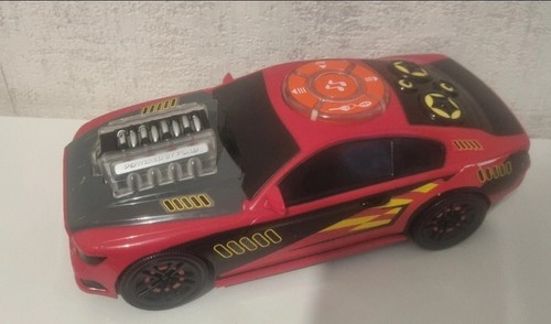 Voiture radiocommandée