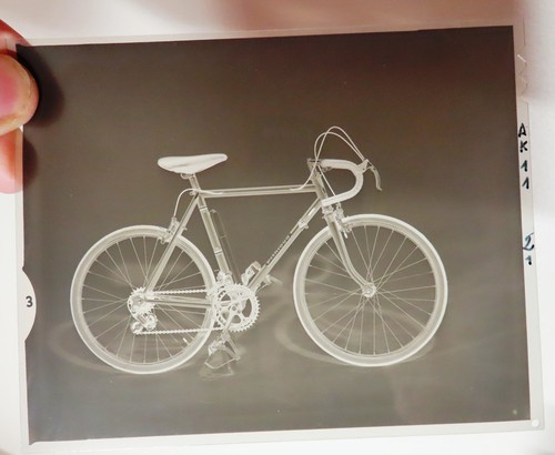 Négatif vieux vélo de - ●,