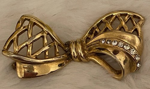 Broche haute couture - haute,