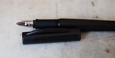 STYLO PLUME PORSCHE DESIGN P