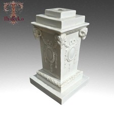 FRANKENTHAL SOCLE PORCELAINE