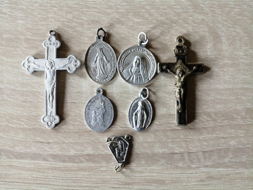 Medailles religieuses 2 - 5,