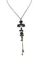 DANISH DESIGN Colliers ras du