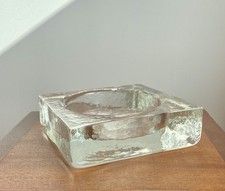 Magnifique cendrier /