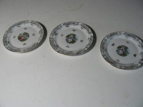 Magnifique lot assiettes a - ,
