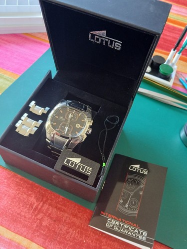 Montre lotus chronograph - montre,