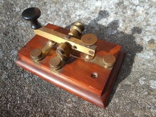 Ancien manipulateur de morse