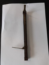 Outil ancien. toise ou