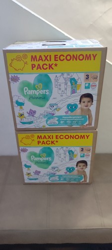 Lot cartons de couches - 2,