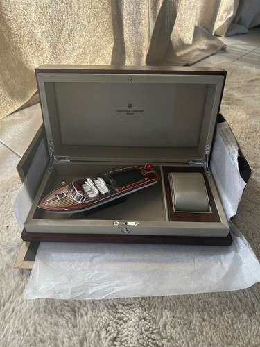 Frédérique constant runabout - frédérique,