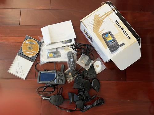 Garmin street pilot iii gps - garmin,