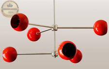 La Lampe Rétro Rouge Sputnik Éblouissante À Double Roue Élégante